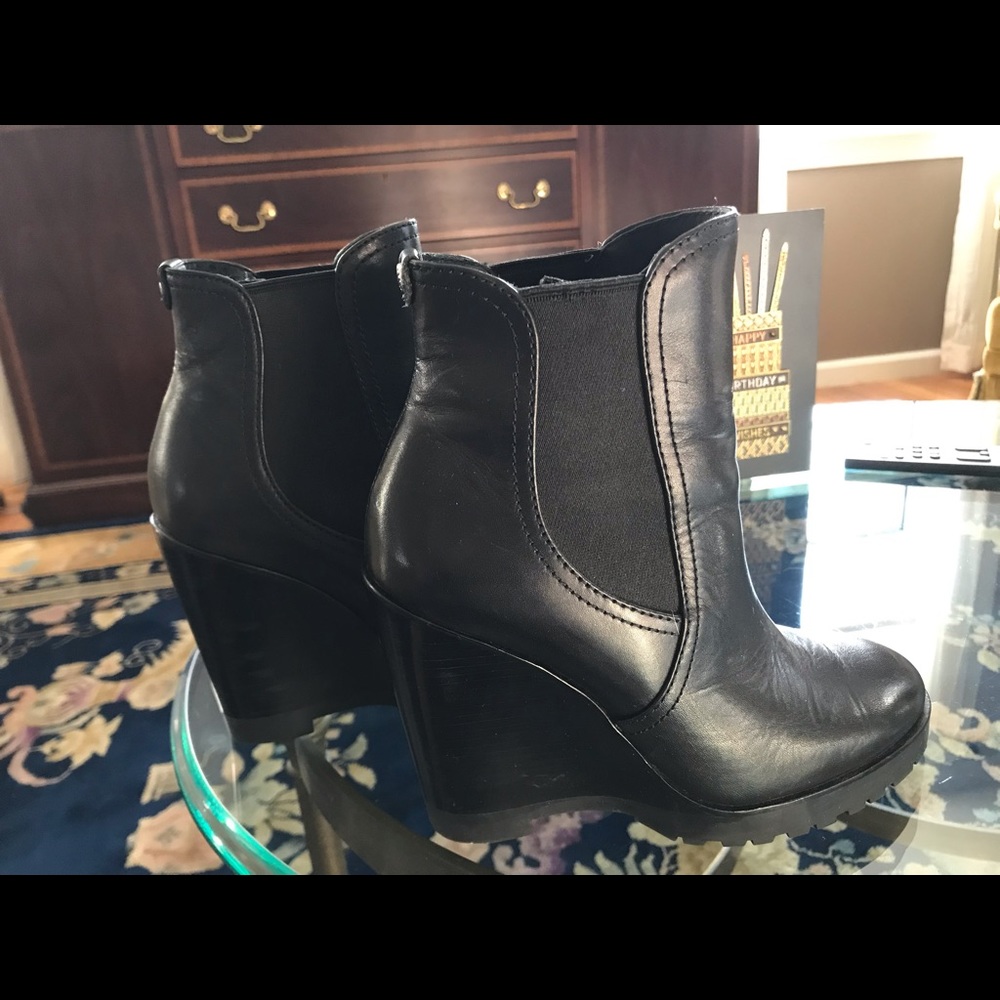 Michael Kors Black Wedge Boots! Great condition!